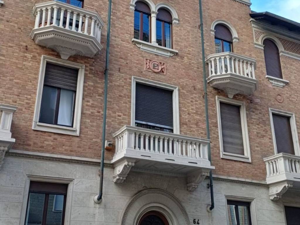 Appartamento in Cit Turin