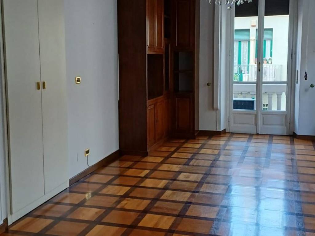 Appartamento in Cit Turin, foto 11 di 39