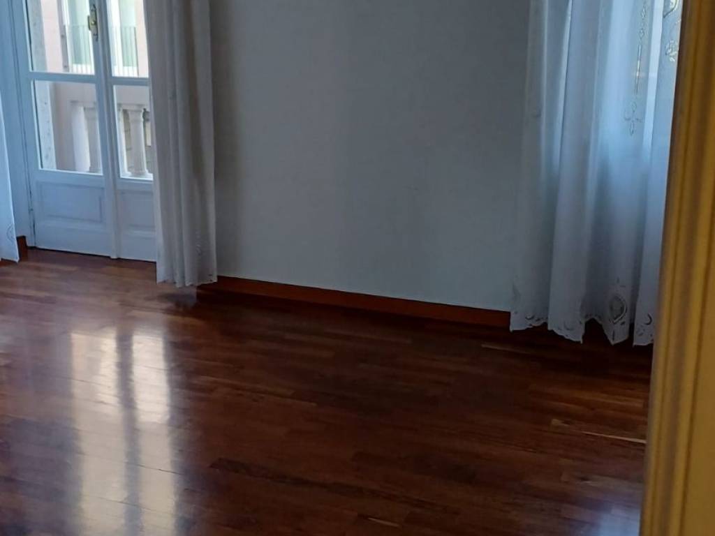 Appartamento in Cit Turin, foto 16 di 39