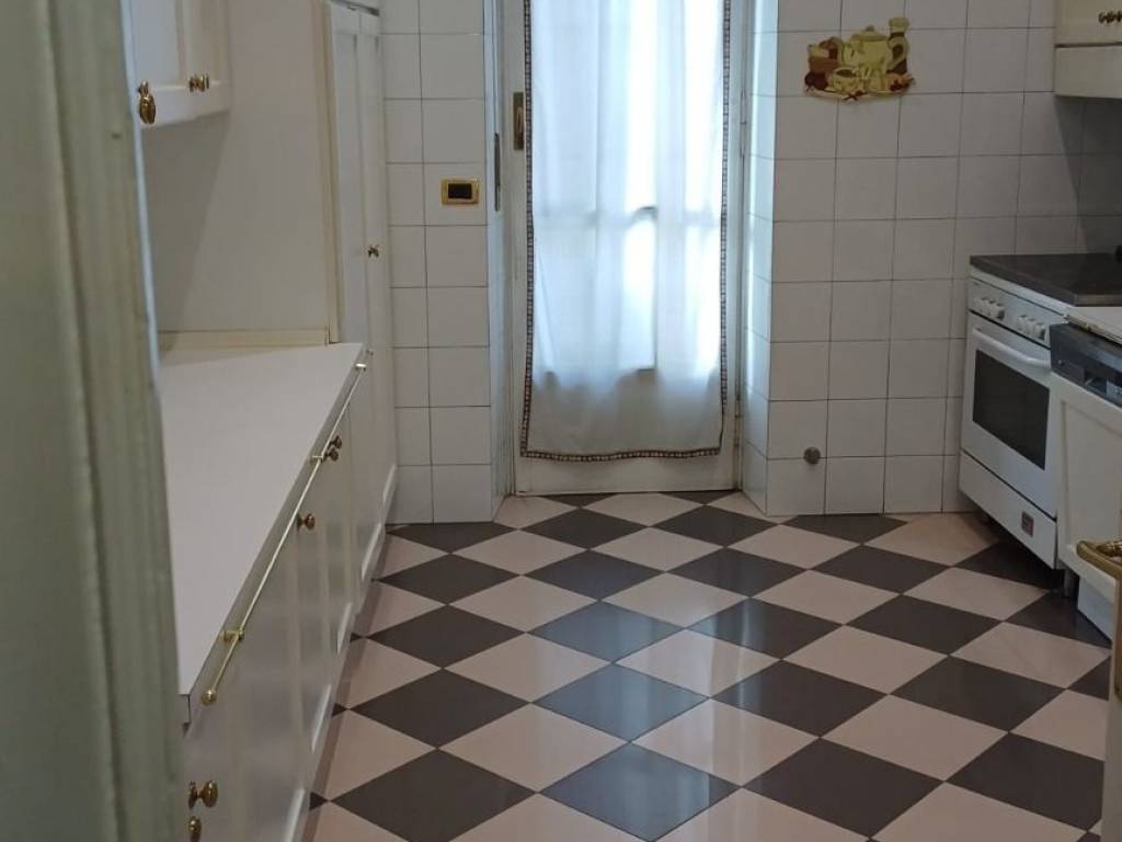 Appartamento in Cit Turin, foto 21 di 39