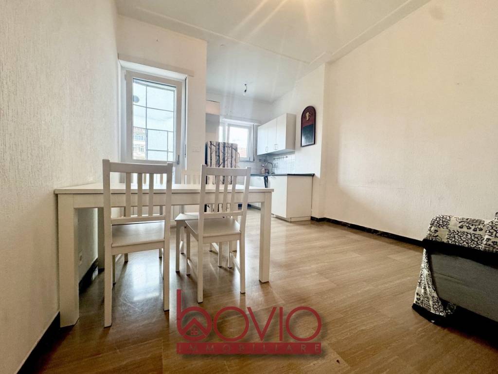 Appartamento in Barriera di Milano, foto 3 di 33