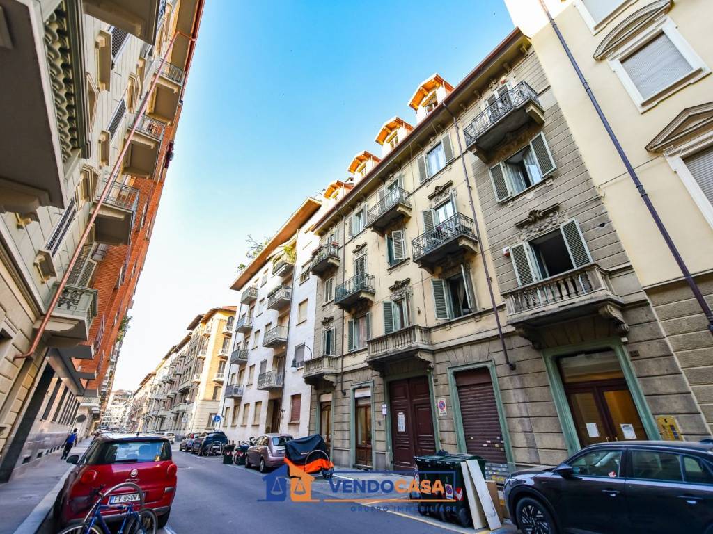 Appartamento in Cit Turin