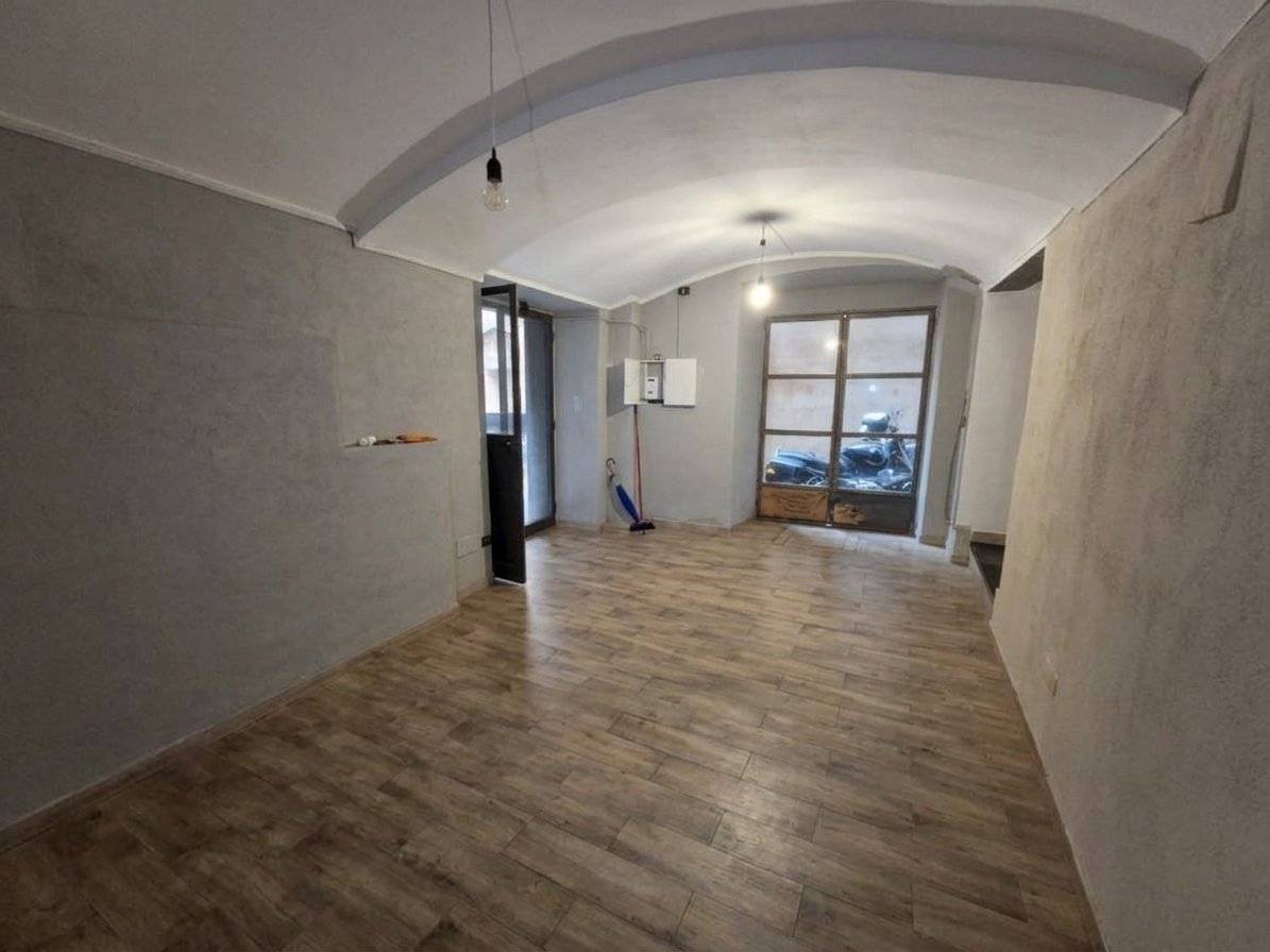 Negozio in affitto a Genova, Vico del Rosario