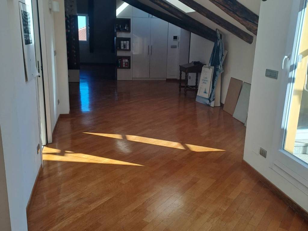 Appartamento in Centro, foto 3 di 38