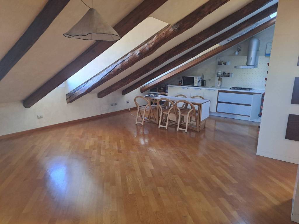 Appartamento in Centro, foto 10 di 38