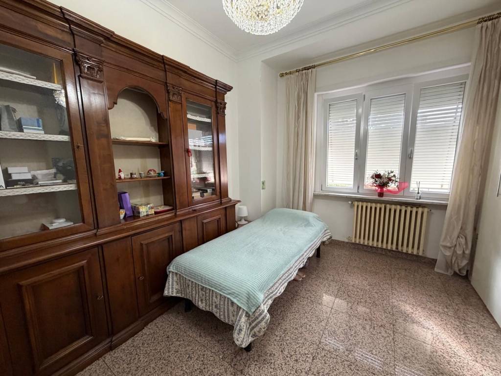 3 stanze singole in Parella, foto 7 di 38