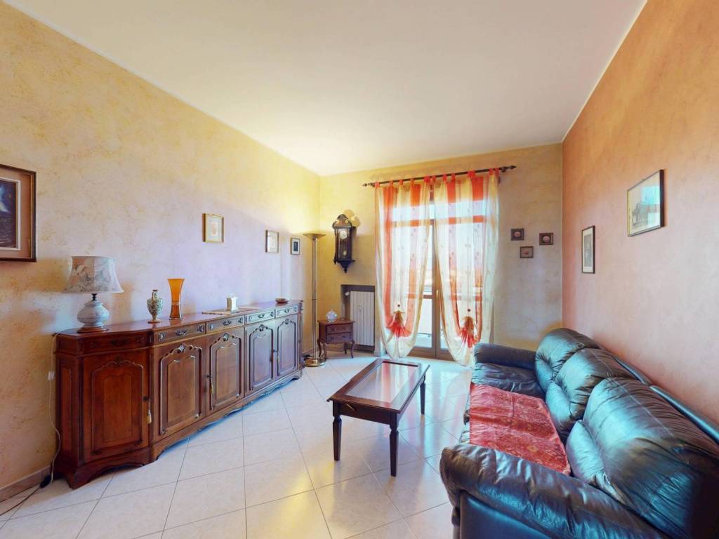 Appartamento in Madonna di Campagna, foto 8 di 23