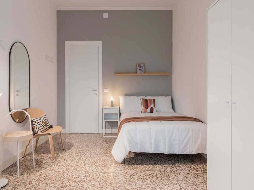Stanza singola in Nizza Millefonti