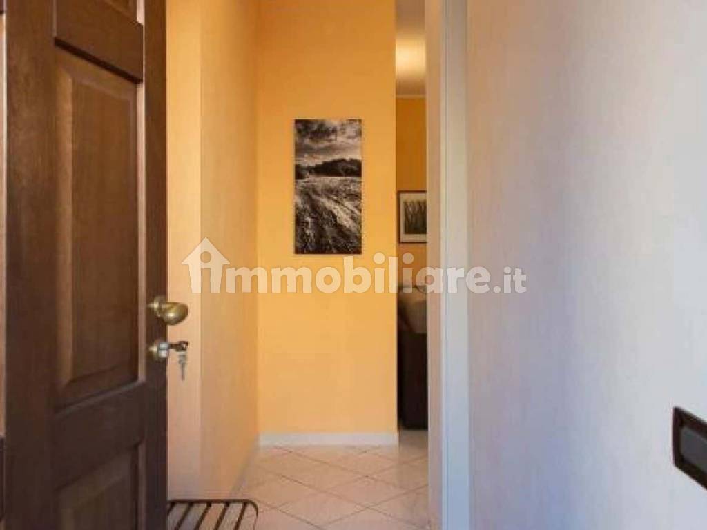 Appartamento in Madonna di Campagna, foto 7 di 26