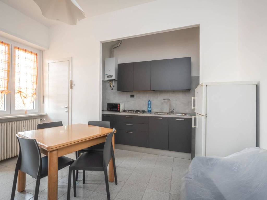 Appartamento in Barriera di Milano, foto 2 di 37