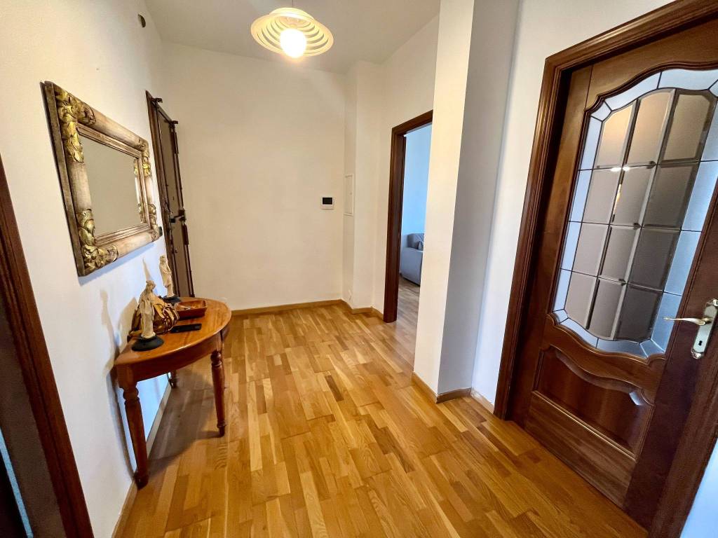 Appartamento in Mirafiori Nord, foto 3 di 54