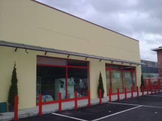 Complesso Commerciale