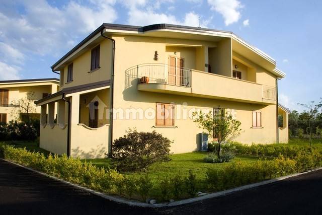 Grande Venda Al Dettaglio Elettronica Immagine Stock - Immagine Di Al Dettaglio Elettronica Image17458571 - Foto 8