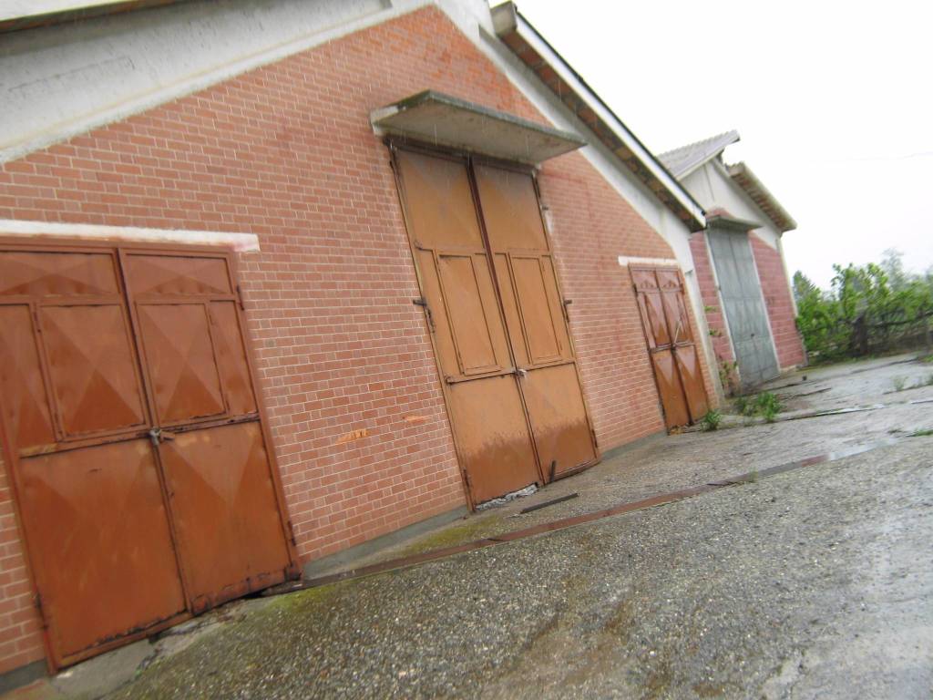 Magazzino - deposito strada provinciale 29, cardè