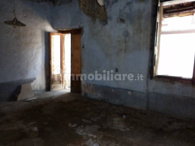 Rustico - Casale in vendita a Montoro