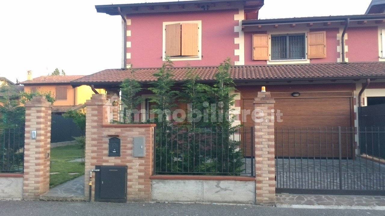 Villa bifamiliare Strada Comunale Trescore, Torlino Vimercati