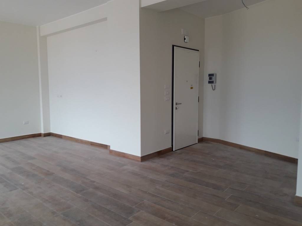 Quadrilocale 154 m², villa comunale, l'aquila