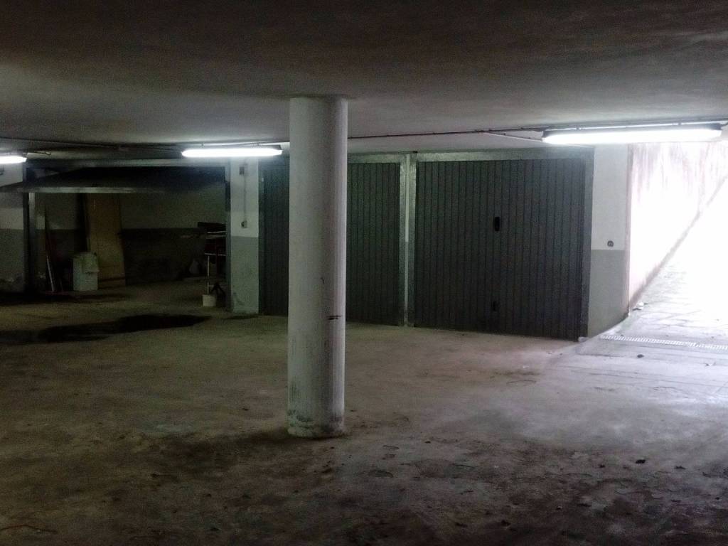 Posto auto - moto via nizza, centro, diano marina
