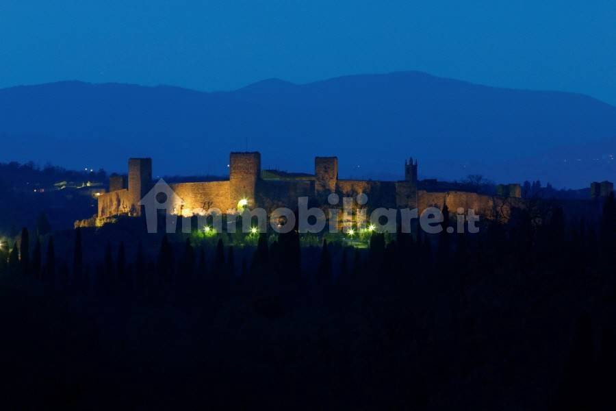 vista notte Castello