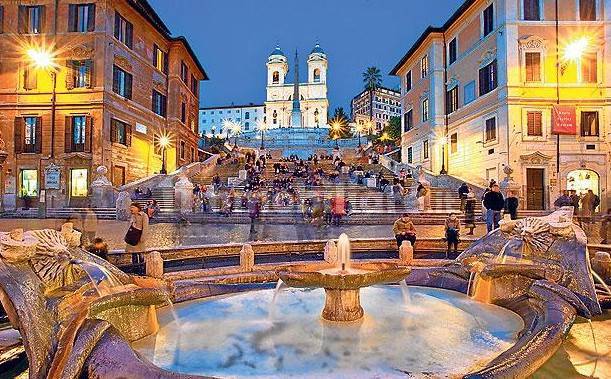 Palazzo - Edificio in vendita a Roma