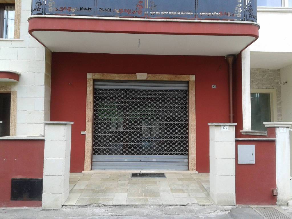Magazzino - deposito via g. pascoli 17, taurisano