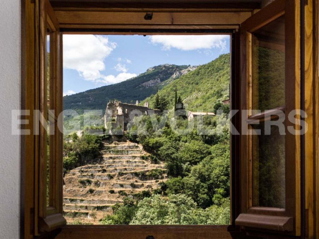 Vista sul castello