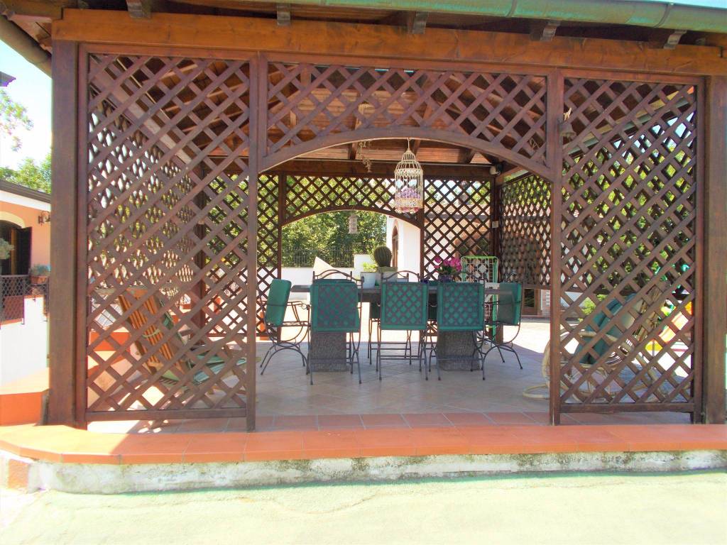 GAZEBO