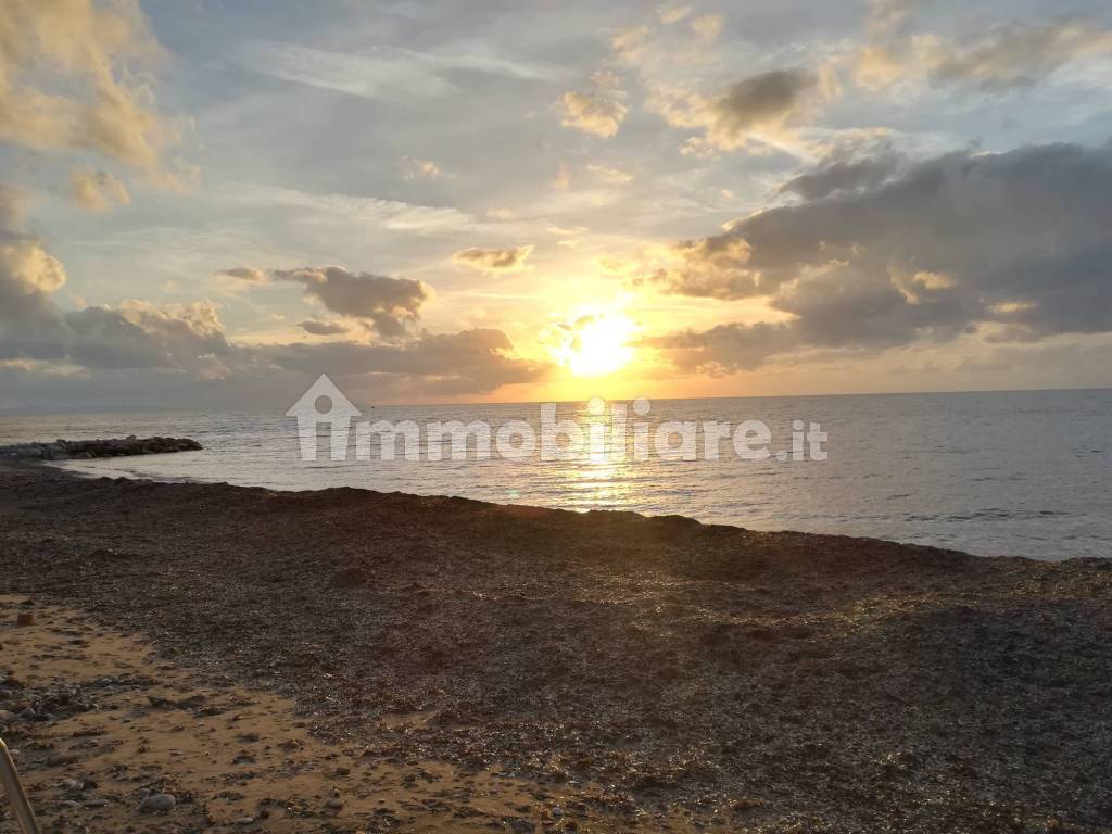 tramonto in spiaggia