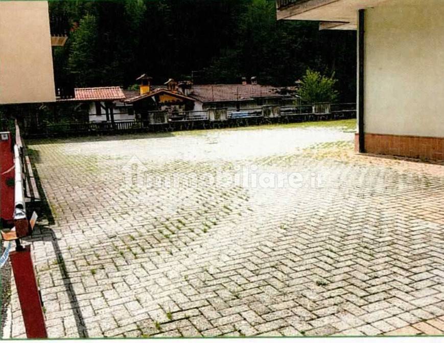 parcheggi privati