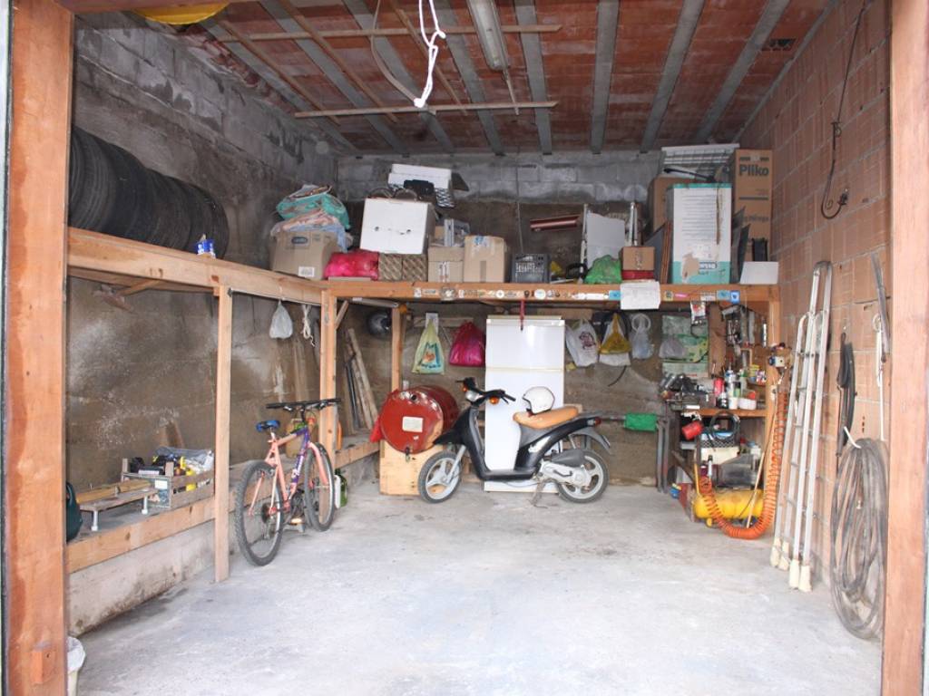 garage