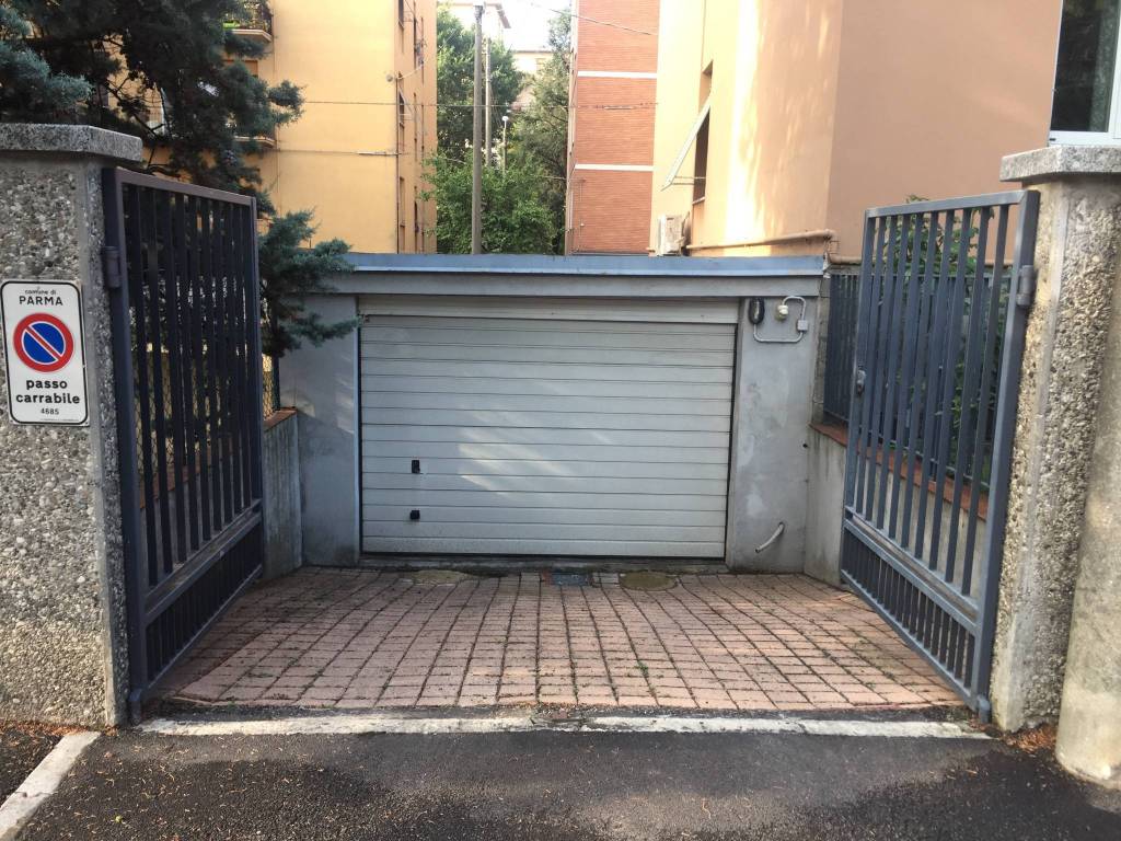 Garage - box via evangelista torricelli 4, ospedale - volturno, parma