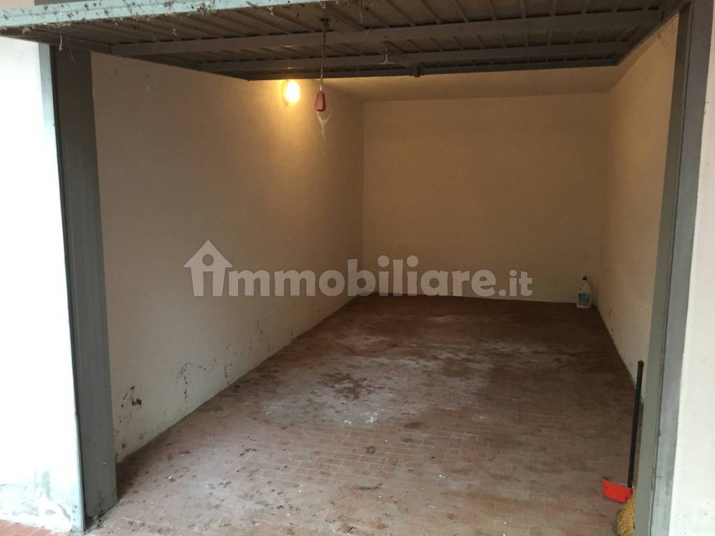 Garage Box via Piovale, Rif. 68499355 Immobiliare.it