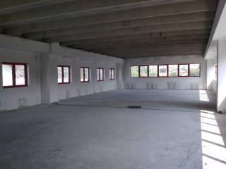 Commerciale Piano Primo