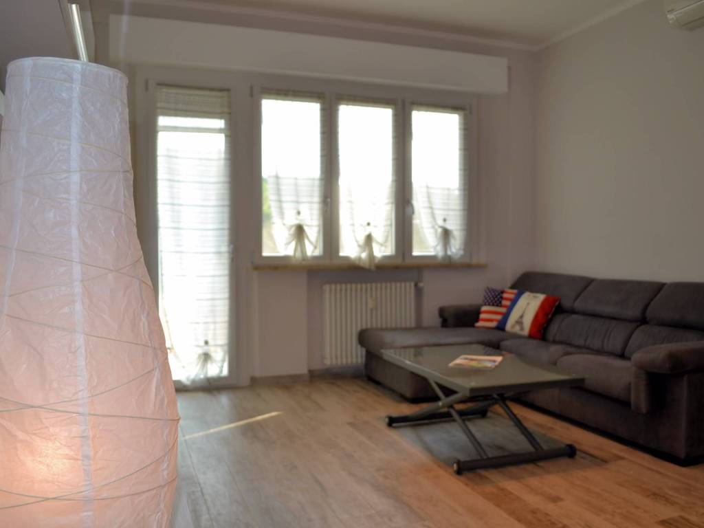 Trilocale viale milano 34, milano marittima, cervia