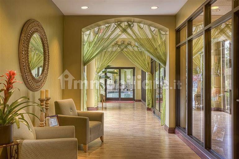 Palazzo - Edificio in vendita a Roma