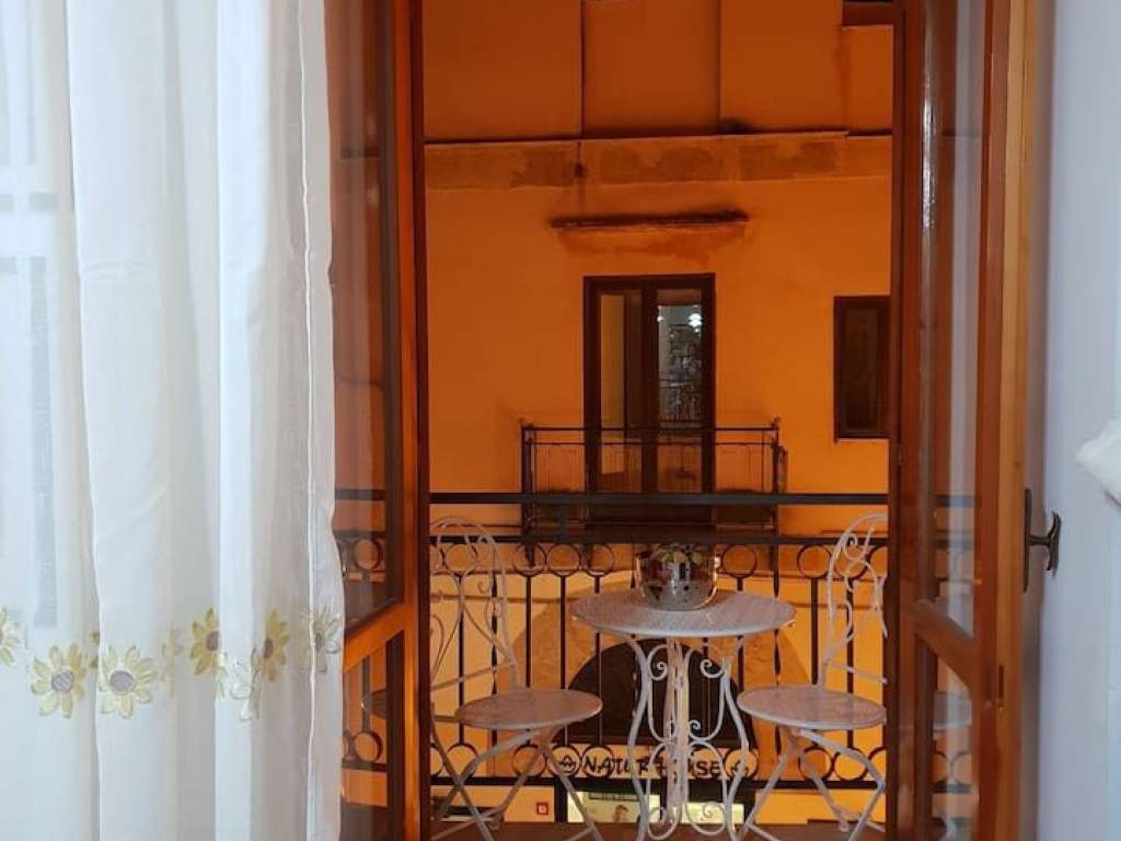 Trilocale via atenea, centro storico, agrigento