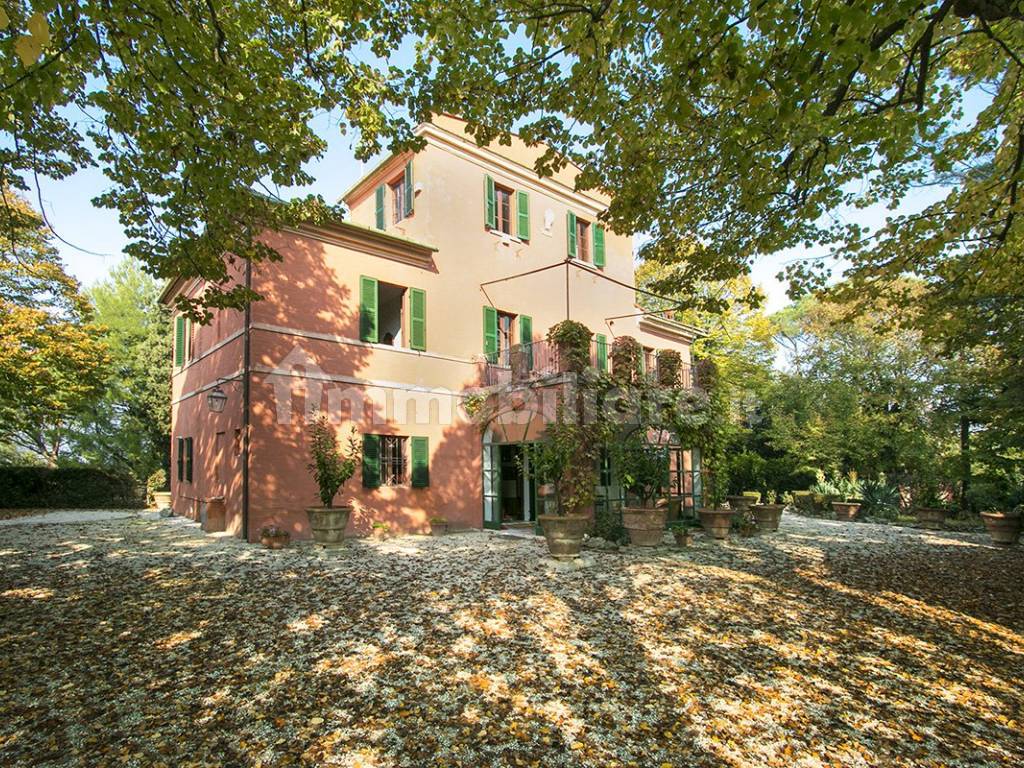 Sale Single family villa Jesi. Good condition, terrace, independent