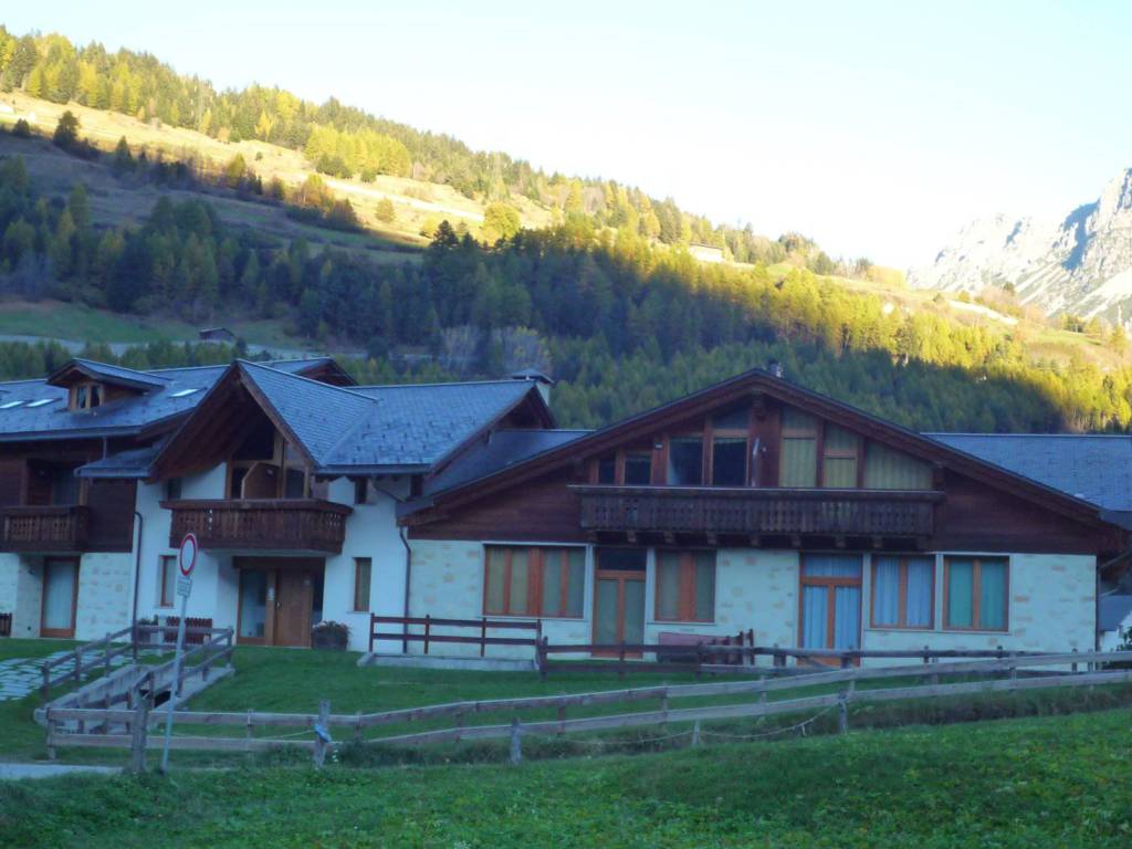 Mansarda via milano 72/a, centro, bormio