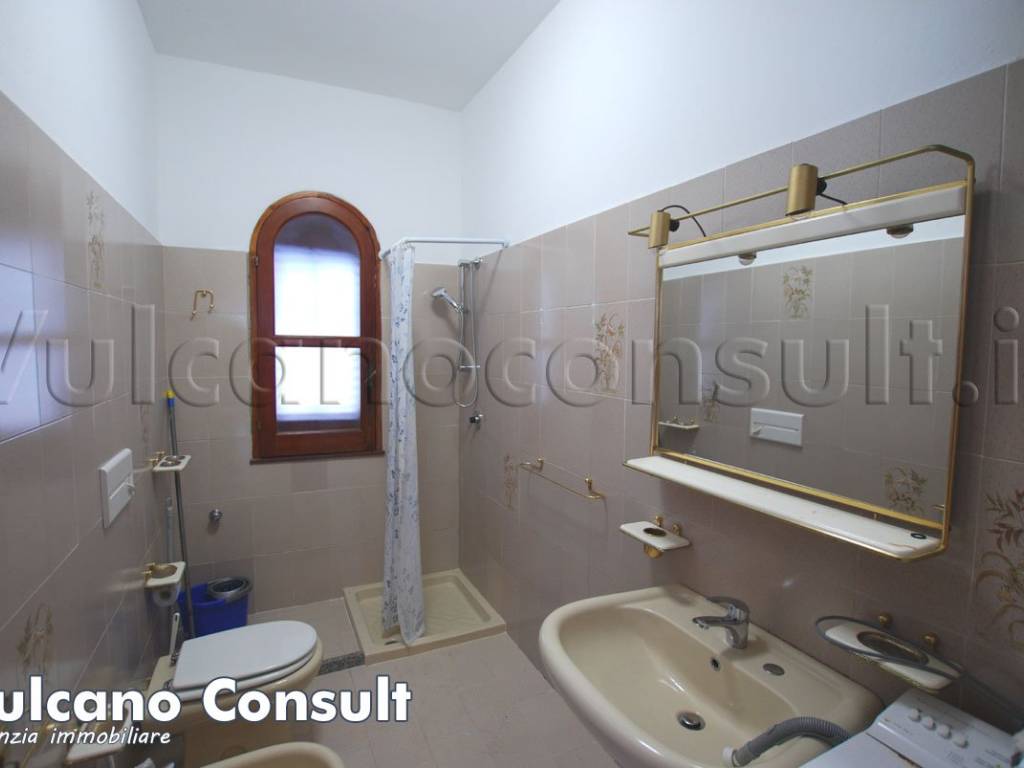 Bagno con doccia