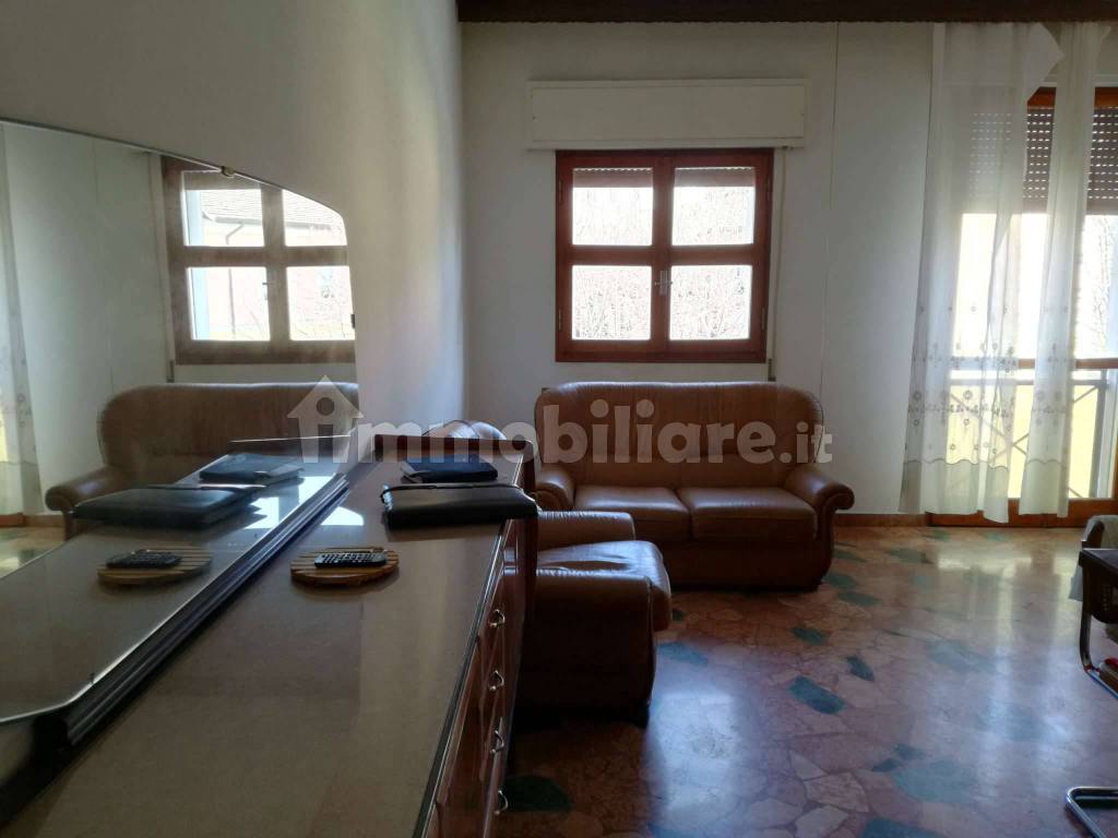 VIA ROMA 2  2° PIANO SALA 4