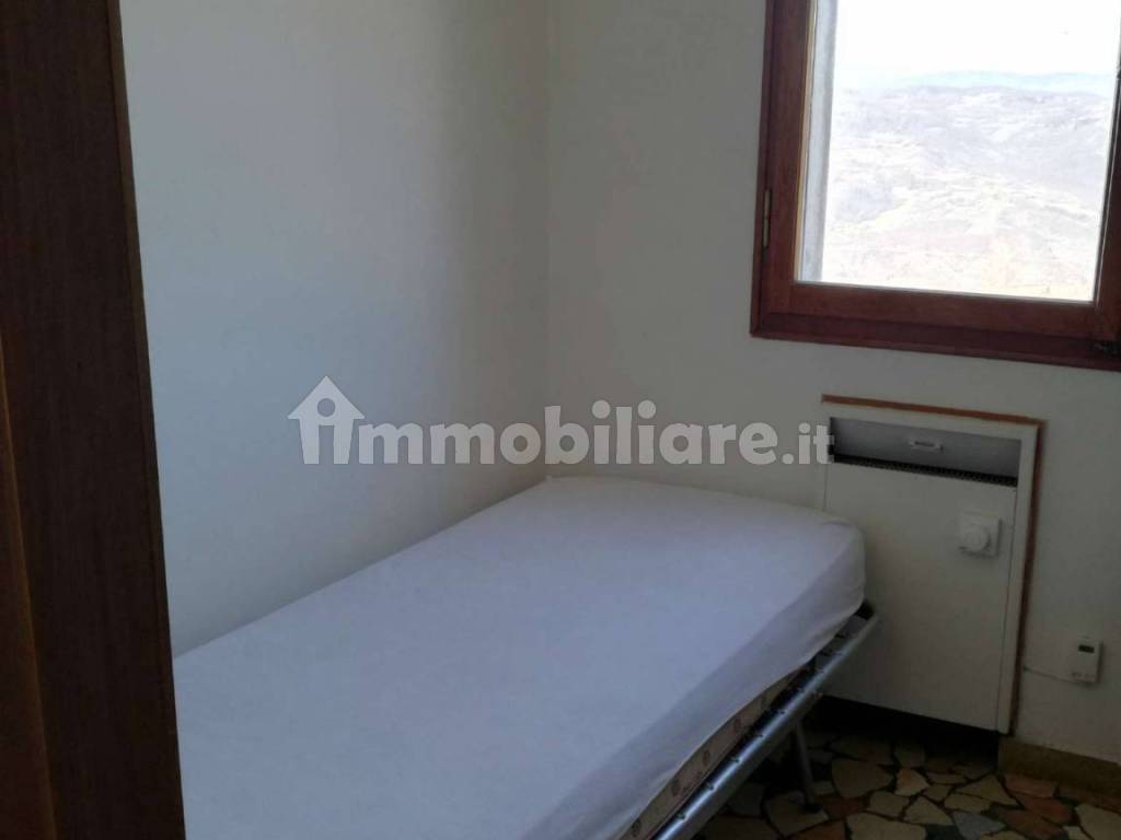 VIA ROMA 2   2° PIANO CAMERA PICCOLA