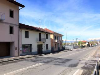 Esterno