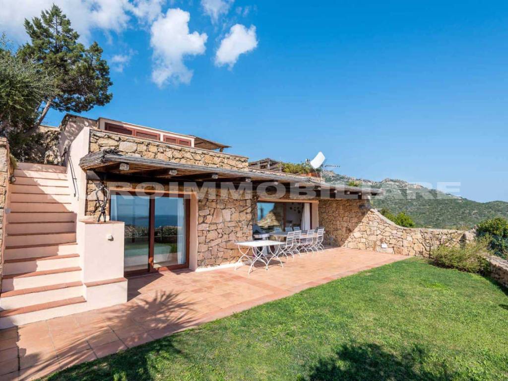 Vendita Villa unifamiliare in Piccolo Pevero, 2 Arzachena. Ottimo stato