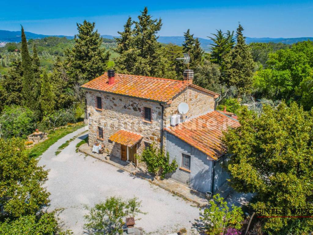 Vendita Casa colonica in frazione San