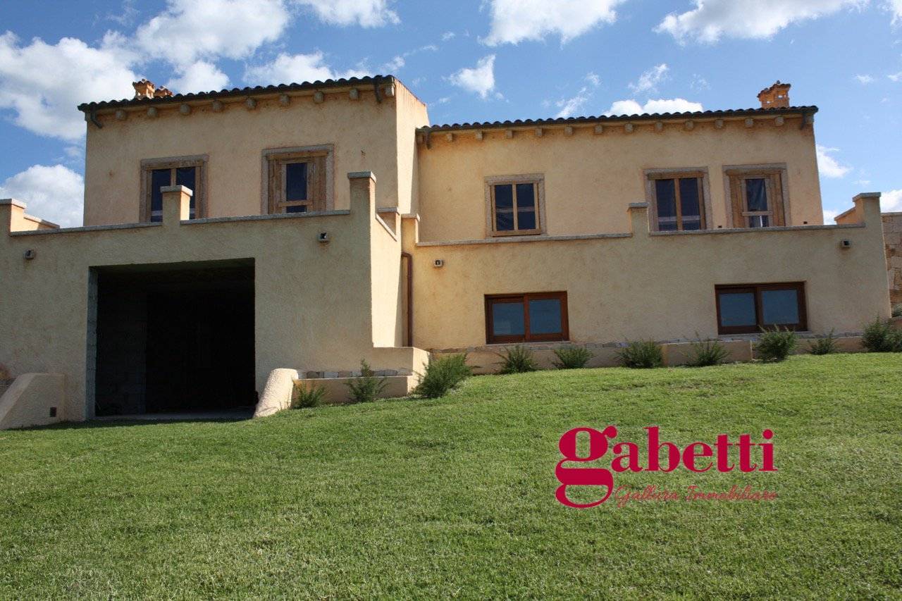 Villa in vendita a Aglientu