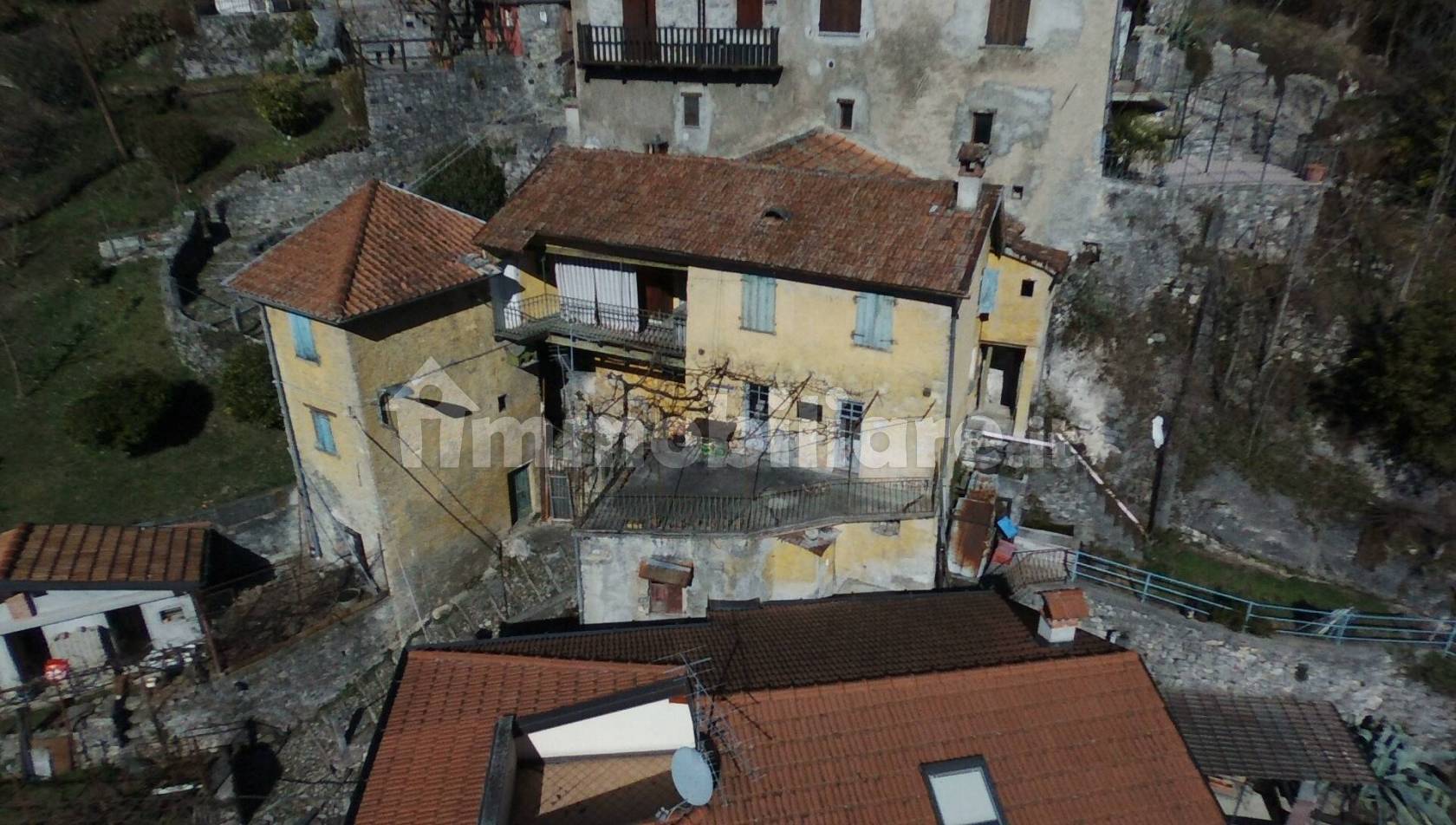 Rustico - Casale in vendita a Tremezzina