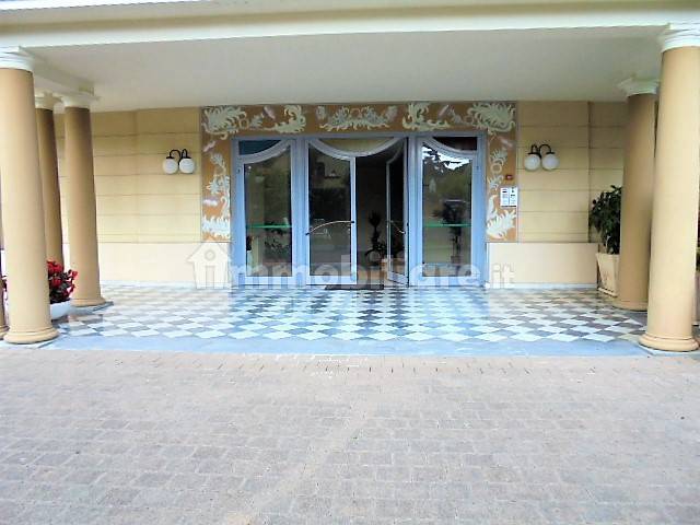 ingresso palazzo