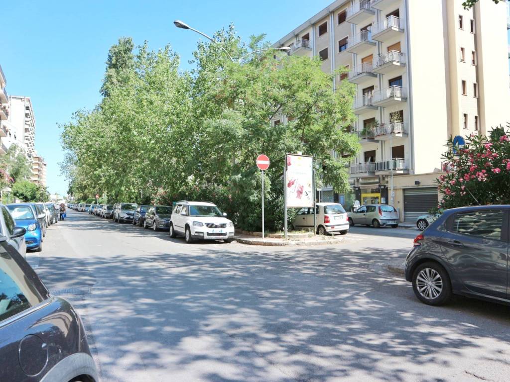 Garage - box viale delle alpi, de gasperi - croce rossa, palermo