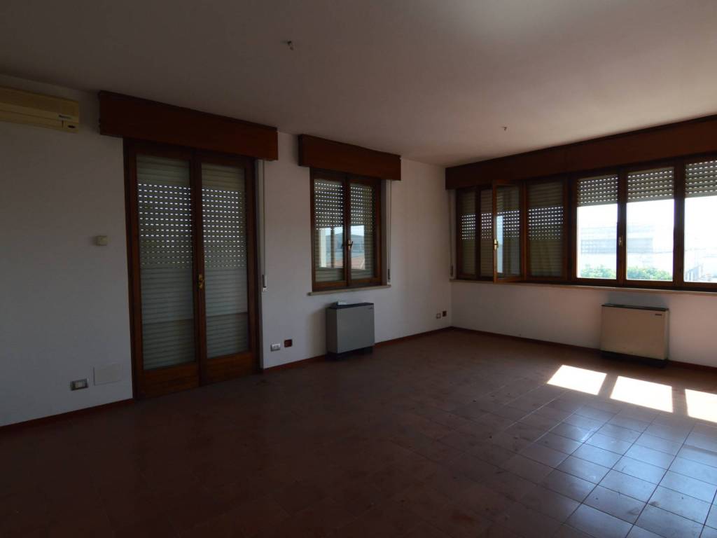 Ufficio - studio via chioda, zona fiera, verona