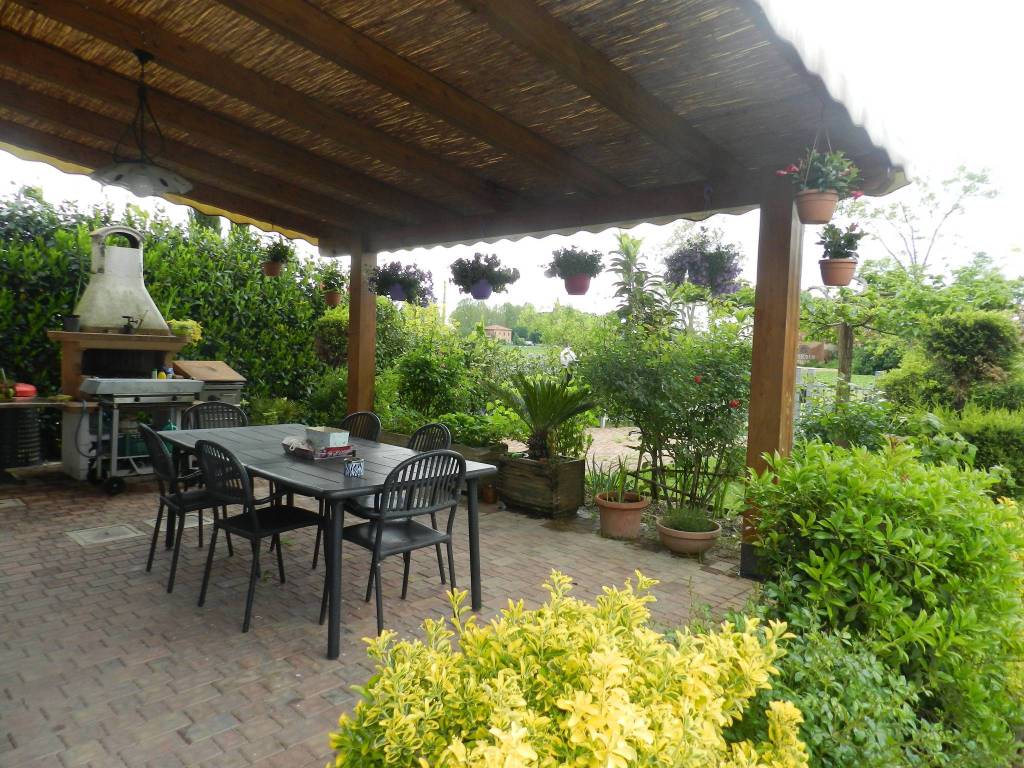 PATIO ESTERNO